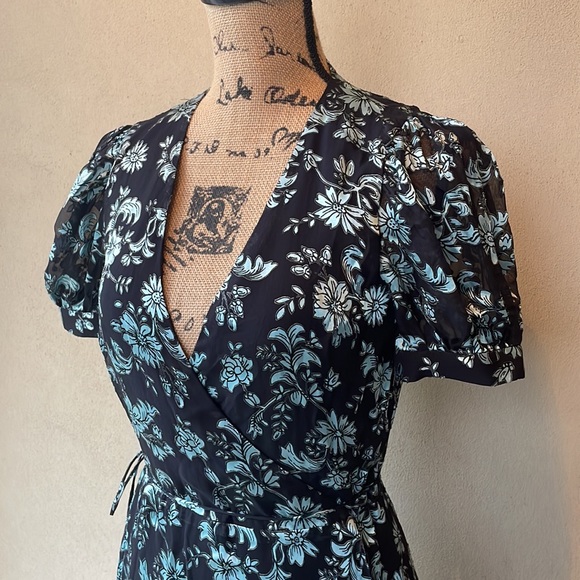 Alice + Olivia dress - Picture 2 of 15